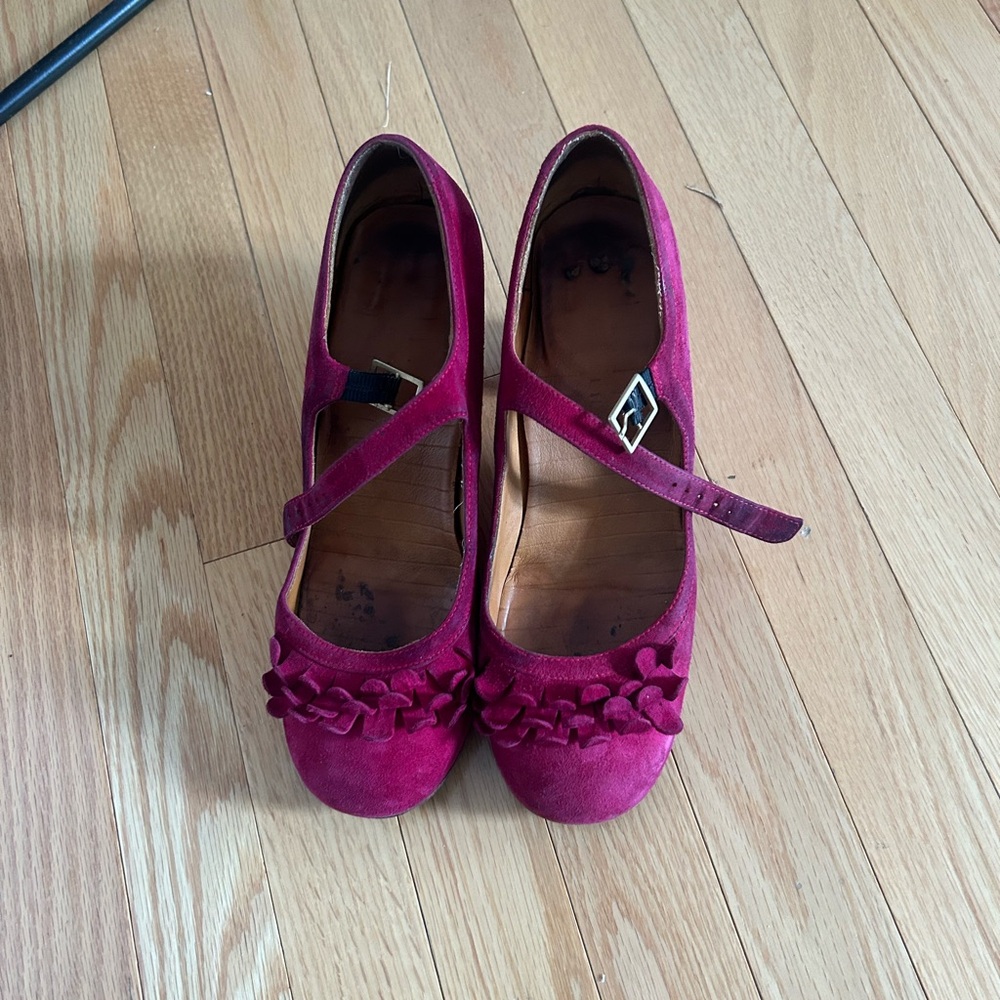 Chie Mihara Block heel pump - EU 39 US 9